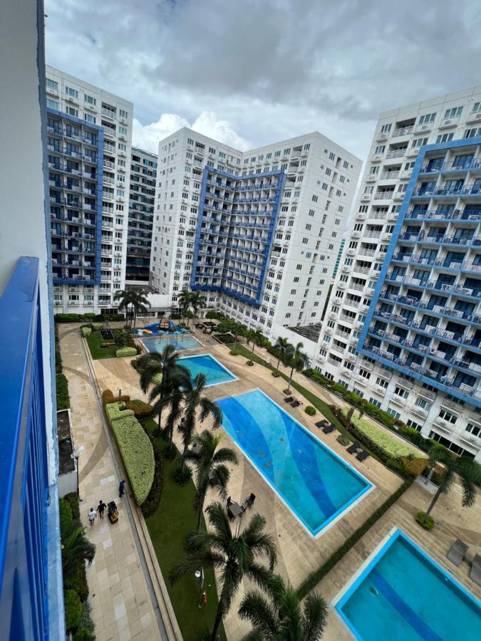 Sea Residences Moa - Paul Манила Экстерьер фото